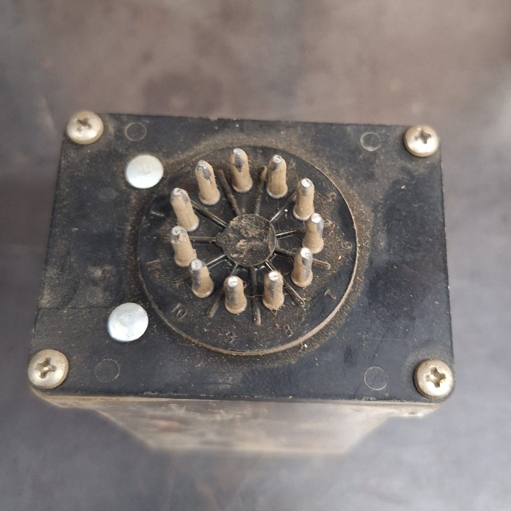 USED 11 Pin DPDT Latching Relay - Image 3