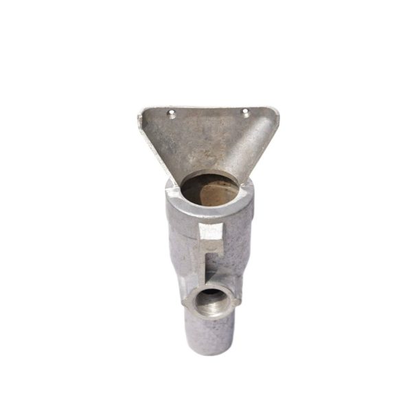 Press-In Band and Latch Female Coupler with Band and Latch Assembly